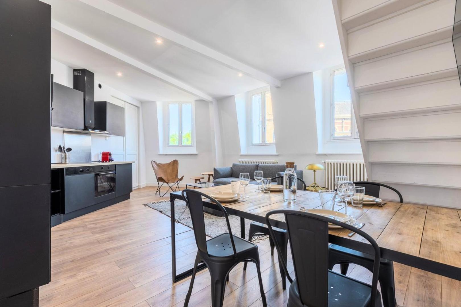 Duplex 2 Bedrooms 2 Bath Rijsel Buitenkant foto